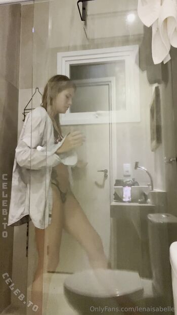 Leaked Lenaisabellex private photo viral onlyfans