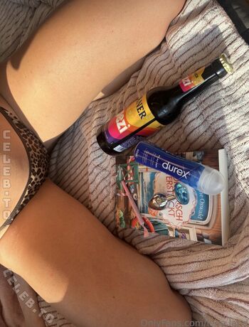 Leaked Lenaland page private photo viral onlyfans