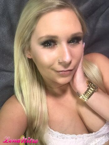 Leaked Lenanonlineshop private photo viral onlyfans
