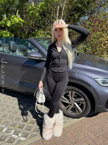 Leaked Lenavsophie private photo viral onlyfans