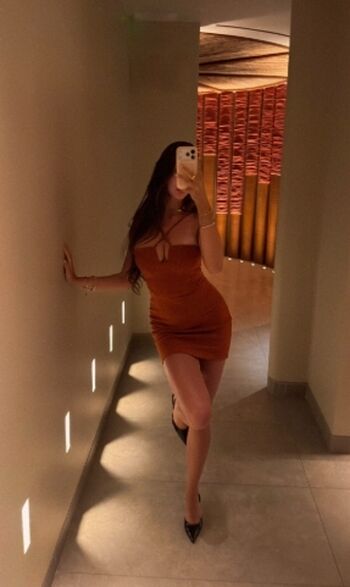 Leaked Leni pntr private photo viral onlyfans