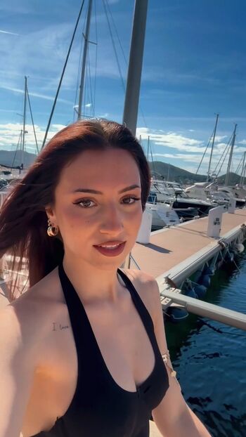Leaked Lenie v private photo viral onlyfans