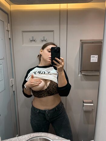 Leaked Lenny bright private photo viral onlyfans
