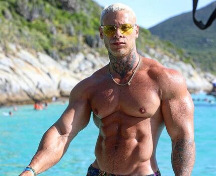 Leo Stronda