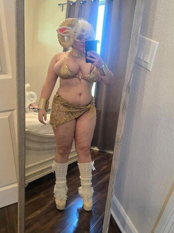 Leaked Leon de la chance private photo viral onlyfans