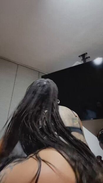 Leaked Leonalaqueen private photo viral onlyfans