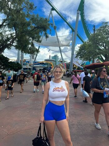 Leaked Leonella montalvo private photo viral onlyfans