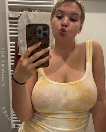 Leaked Leonieblondiii private photo viral onlyfans