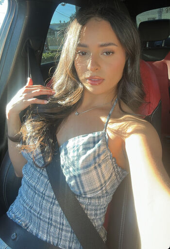 Leaked Lesizzl private photo viral onlyfans
