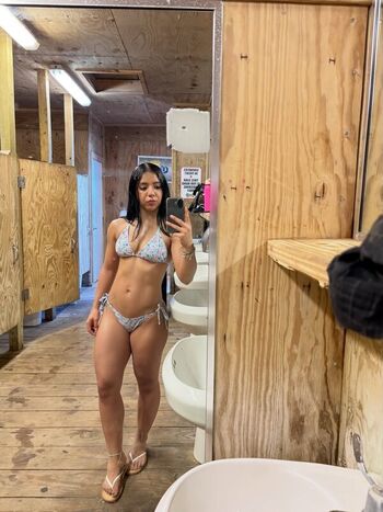 lesliem4rtinez