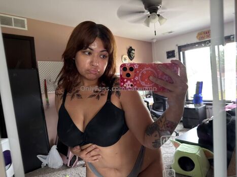 Leaked Lewnair private photo viral onlyfans