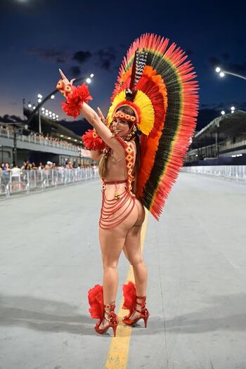 Leaked Kristen wiig/ private photo viral onlyfans