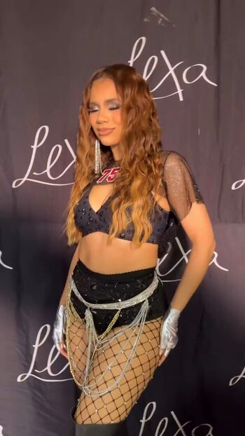 Leaked Iambellahex/ private photo viral onlyfans