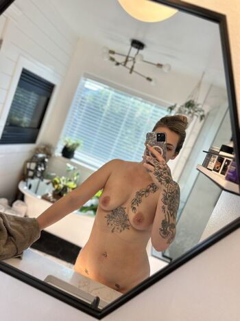 Leaked Lexi a private photo viral onlyfans