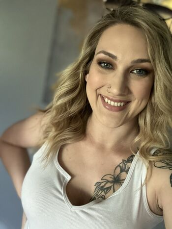 Leaked Lexi a private photo viral onlyfans