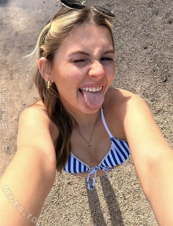 Lexi Smith