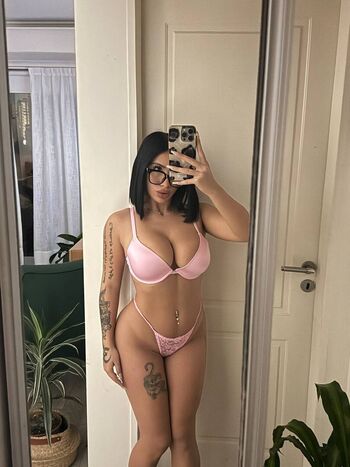 Leaked Leyla amari private photo viral onlyfans