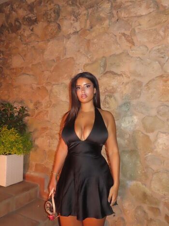 Leaked Leylarooh private photo viral onlyfans