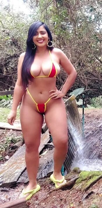 Lia Castro