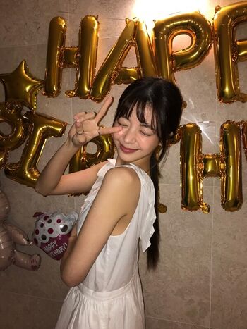 lia_loves___