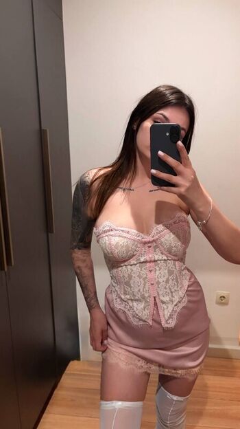 Leaked Lia morano private photo viral onlyfans