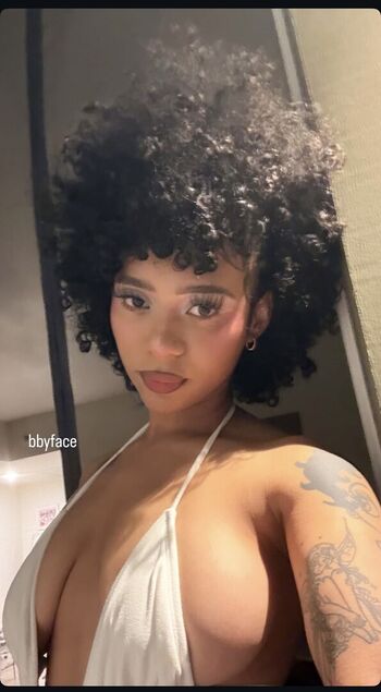 Leaked Lianavaa private photo viral onlyfans