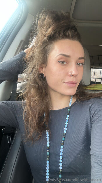 Leaked Lifewithlunaxo private photo viral onlyfans
