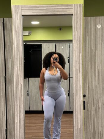 Lihanacolonn, Lihanaca