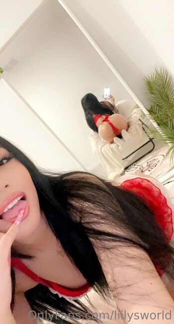 Leaked Liilysworld private photo viral onlyfans