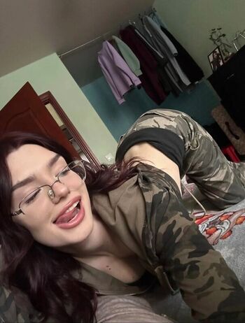 Leaked Lil fridge private photo viral onlyfans