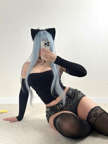 Lila Minx