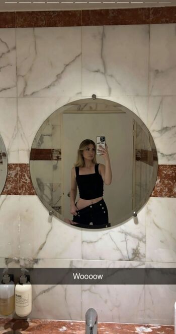Leaked Lilaspeach private photo viral onlyfans