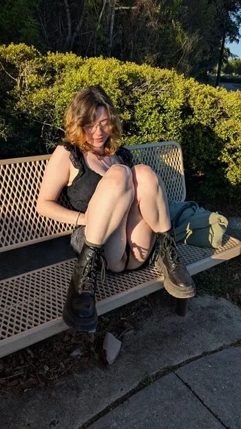 Leaked Lilcherri private photo viral onlyfans