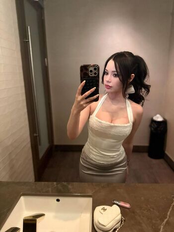 Leaked Lilchiipmunk private photo viral onlyfans