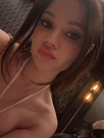 Leaked Lilchiipmunk private photo viral onlyfans