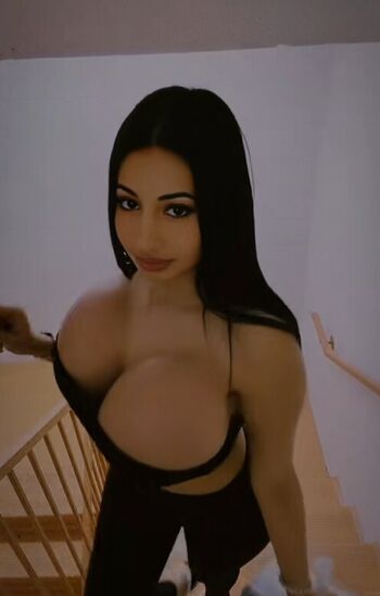 Lili Rose Black