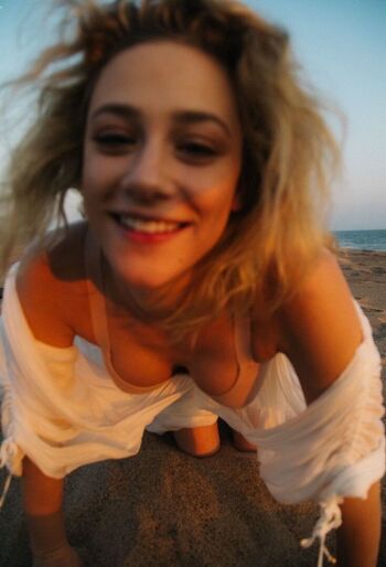 lilireinhart