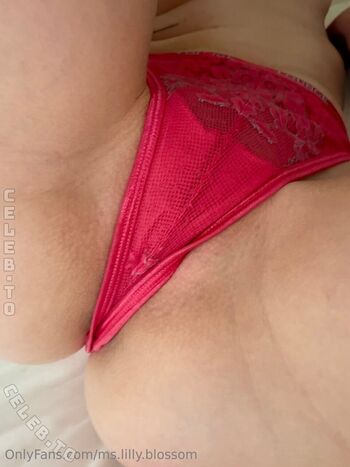 Leaked Lilly blossom private photo viral onlyfans