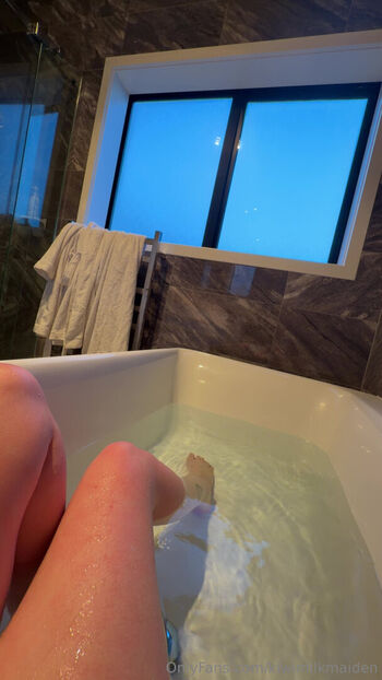 Lilly Maiden