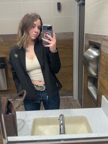 Leaked Lilly manier private photo viral onlyfans