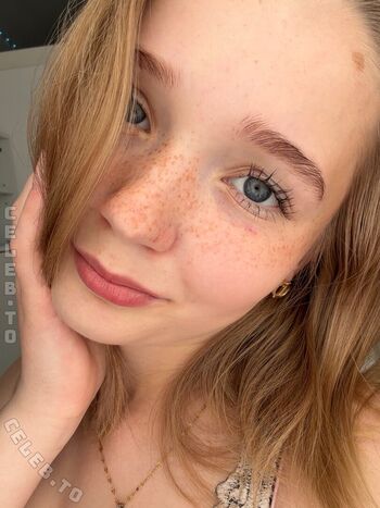 Leaked Lilly schaper private photo viral onlyfans