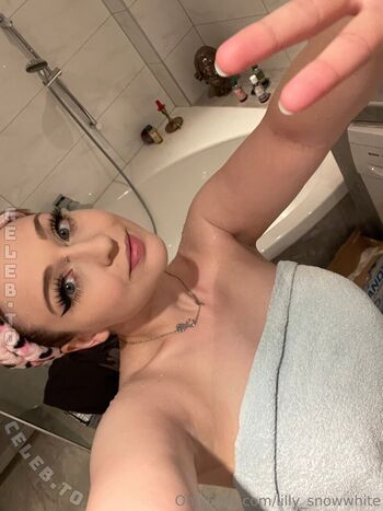 Leaked Lilly snowwhite  page private photo viral onlyfans
