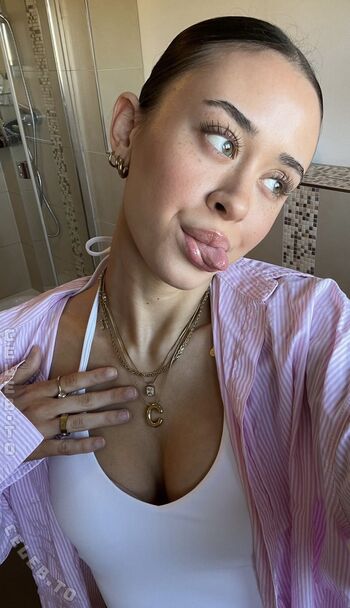 Leaked Lillyfayye page private photo viral onlyfans