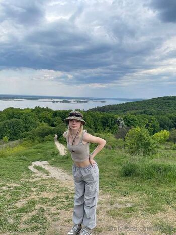 Leaked Lily private photo viral onlyfans