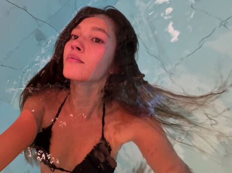 Lily Chee