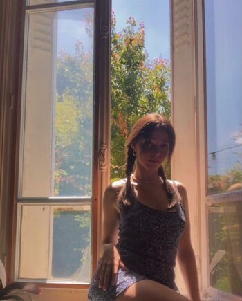 Leaked Lily kerneis page private photo viral onlyfans