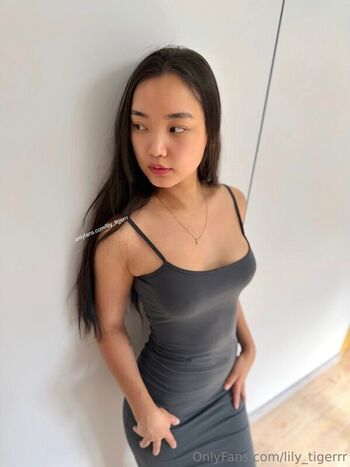Leaked Lily tigerrr page private photo viral onlyfans