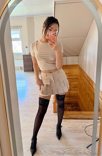 Leaked Lily tigerrr page private photo viral onlyfans