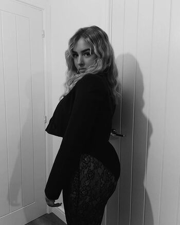 Leaked Lilyjanexx page private photo viral onlyfans