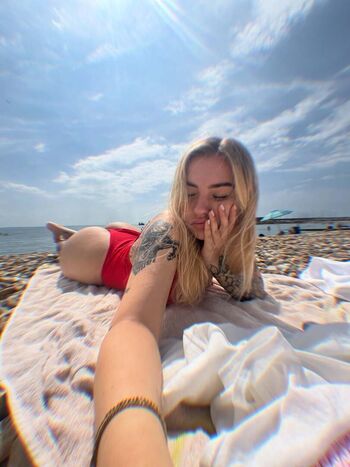 Leaked Lilyjanexx private photo viral onlyfans